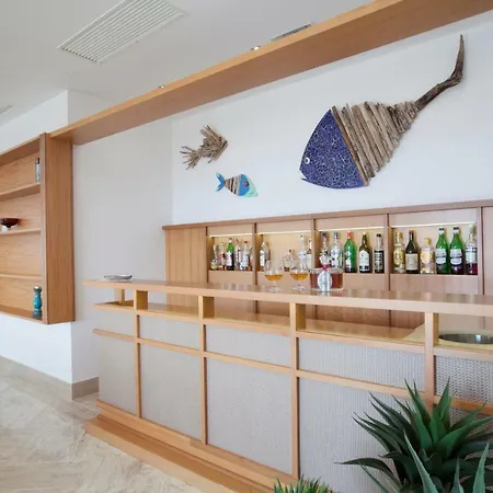 ヴィラ Mambrini